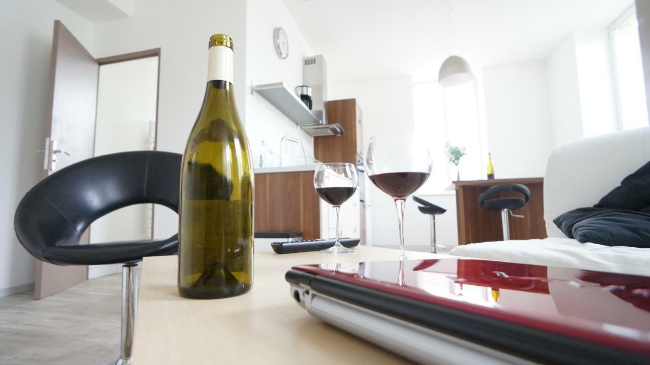 Le Corton De Beaune, Appartement Classe 3 Etoiles ボーヌ エクステリア 写真